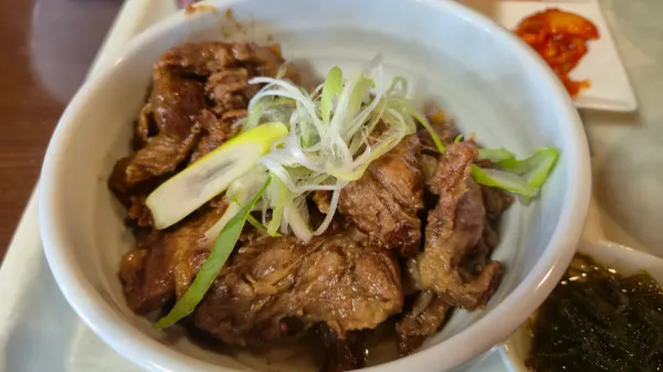 炭火麺屋 市の写真5