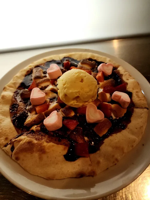 WINE&PIZZA HACHI すすきのの写真4