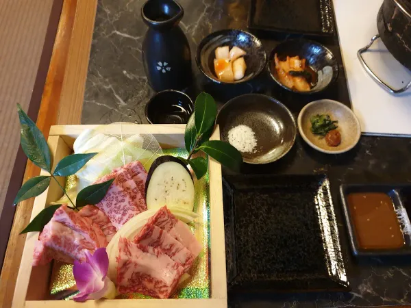 炭焼ダイニング kuroganeの写真3