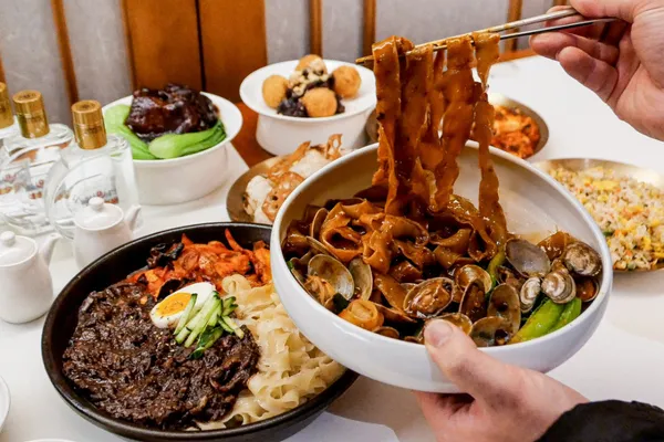 서담헌 홍대본점