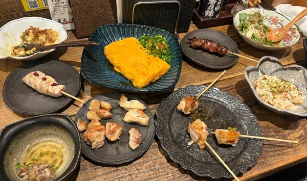 やきとりと串かつ 本家 藤わら 사진 4