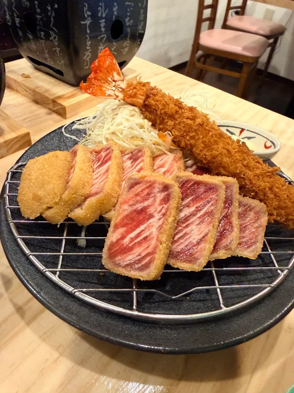 牛かつまこ