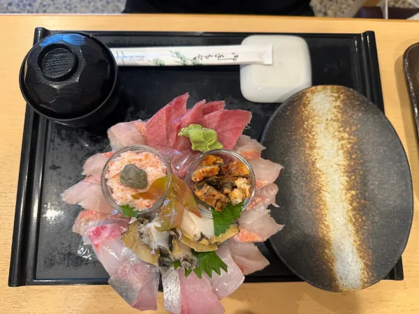 魚心亭の写真4