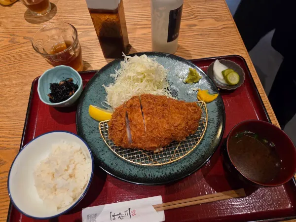 돈카츠 하세가와 히가시긴자점 사진 3