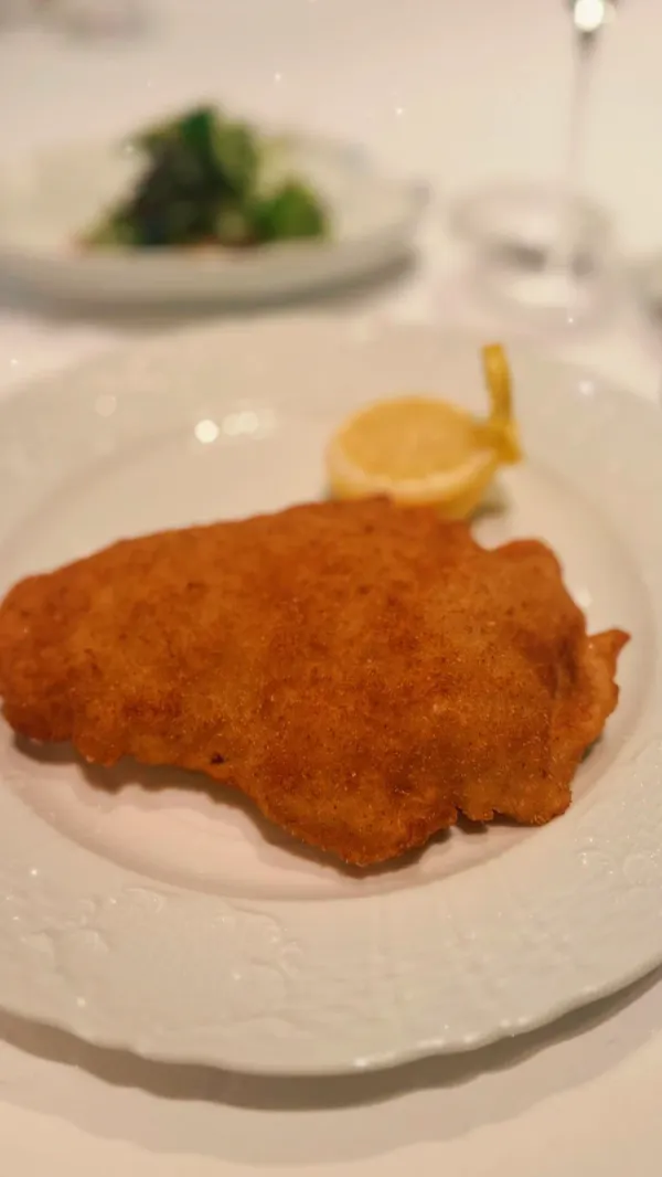 Ginza Habsburg Veilchen 사진 3