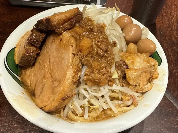 Ramen Kaminari (Tokyo Station Branch) 사진 3
