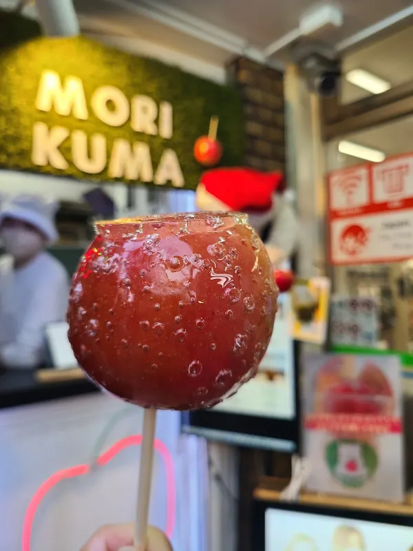りんご飴のお店 もりくま アメ村三角公園前店の写真3