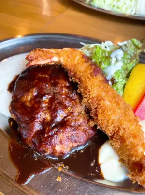 センターグリル