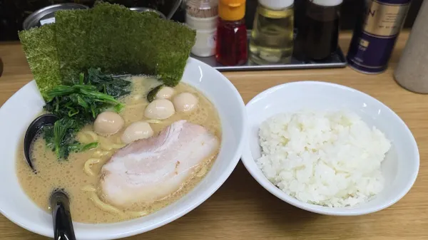 ラーメン 三國家 関内 사진 2