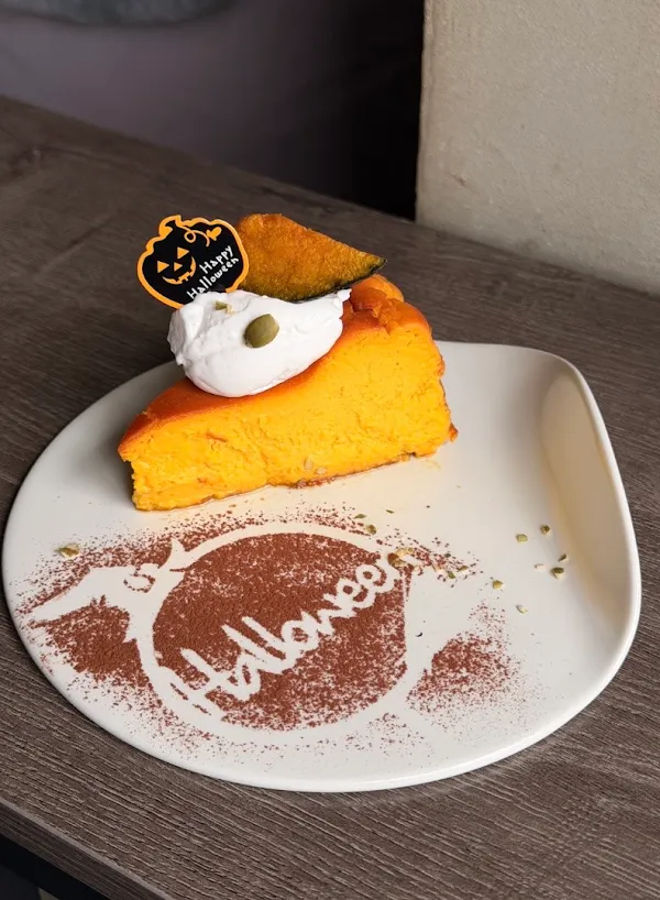 シーシャカフェ＆バーmusch（ムッシュ）梅田曽根崎店（hookah lounge musch）