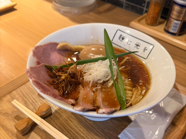 멘니히카리오