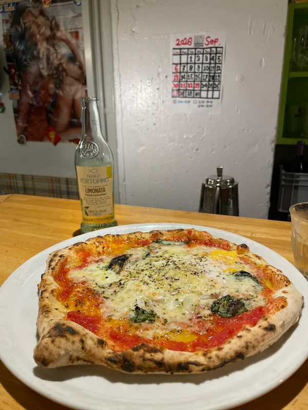 FREY's Famous Pizzeria 사진 4
