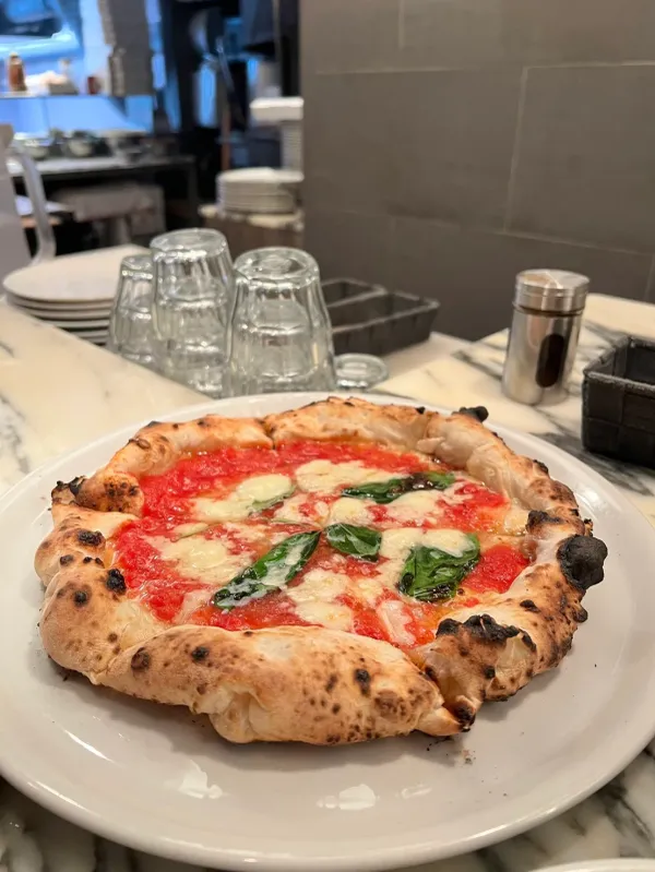 Savoy Tomato & Cheese 사진 4