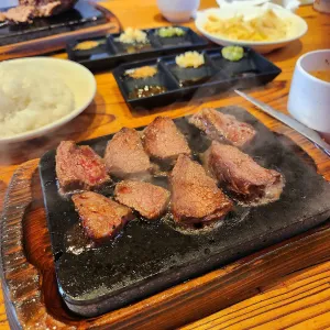 やっぱりステーキ 石垣店