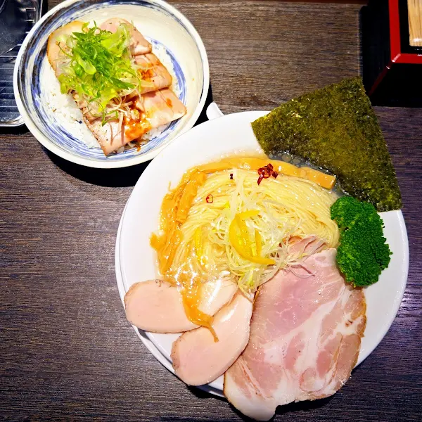 らーめん四恩 堀江店 사진 4