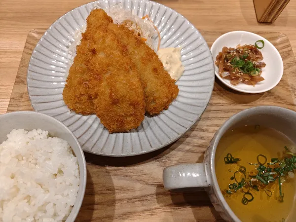 三陽食堂 博多駅中央街店 사진 4
