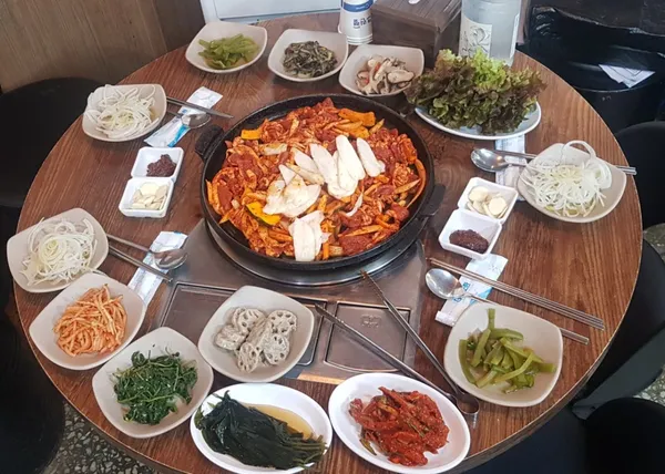 월출산생오리전문점 사진 4