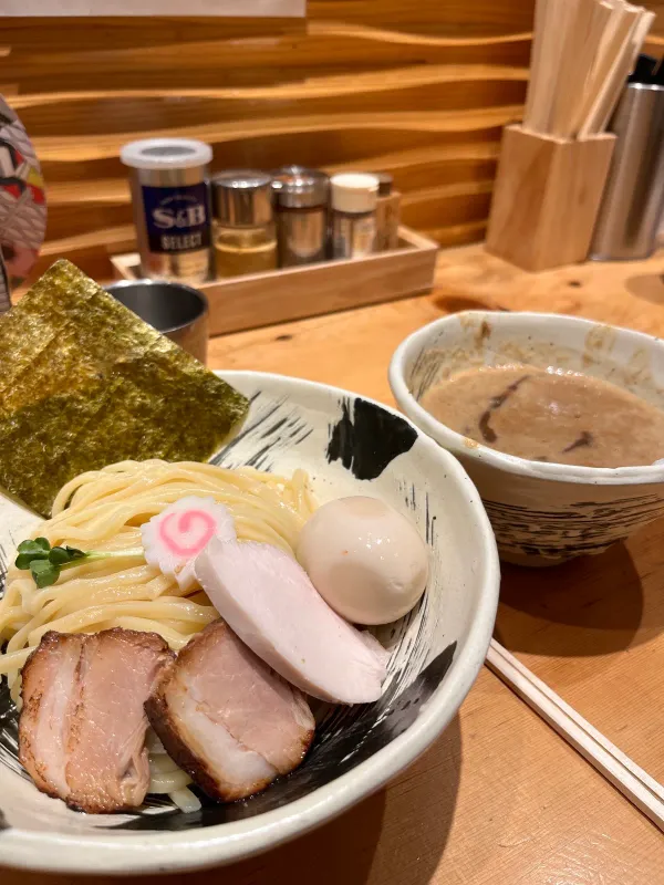 朧月本店の写真2