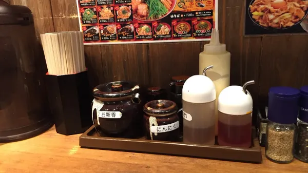 油そば総本店 新宿中央東口店 사진 3