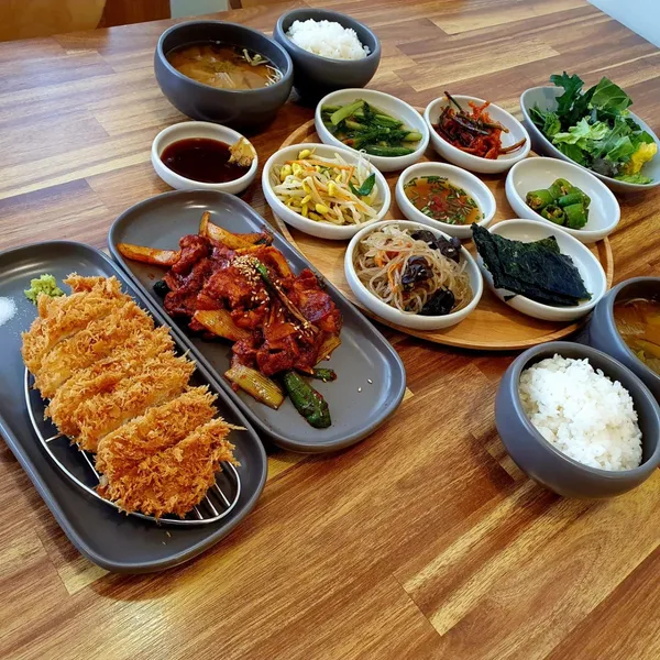 달그락식탁