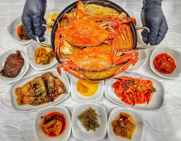 꽃지원조꽃게집 안면도 본점
