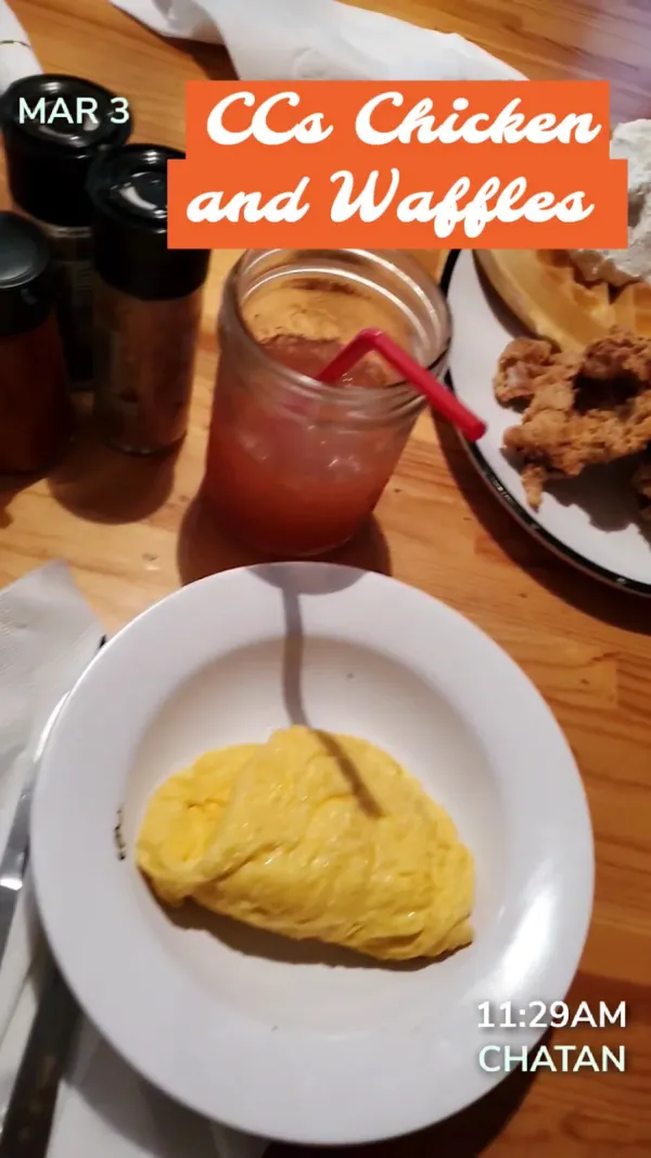 CC's Chicken N' Waffles 사진 3