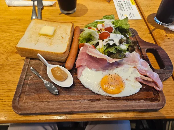 嵜本ベーカリーカフェ 大阪初號本店の写真3
