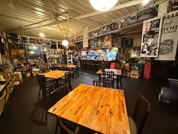 cafe&bar Wall