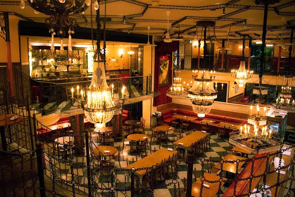 Cafe La Boheme Shirokane
