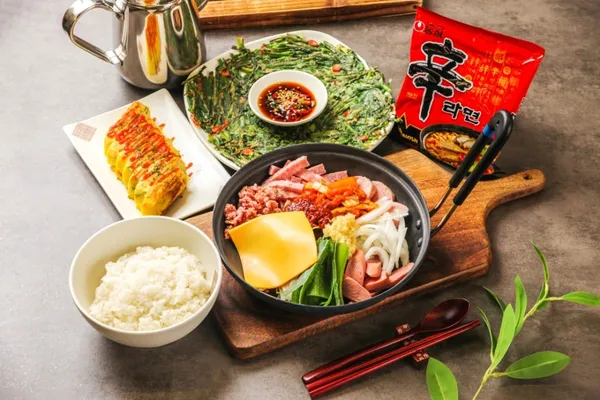 K55 송탄 부대찌개 여의도본점 사진 3