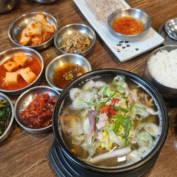 넷길이콩나물국밥 본점