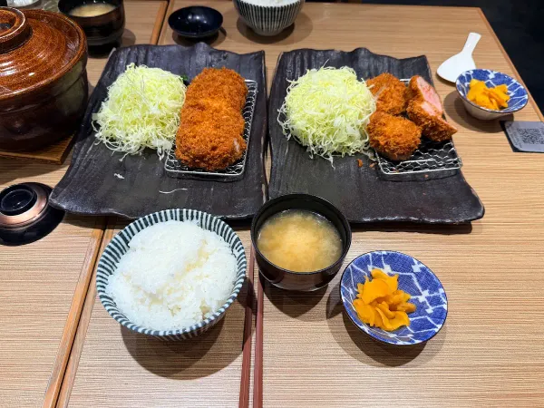 돈까스 카구라자카 사쿠라 시부야진난점 사진 4