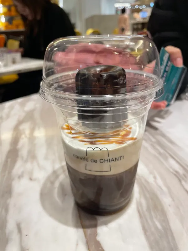 カヌレ専門店 canelé de CHIANTI 六本木ヒルズ店の写真4
