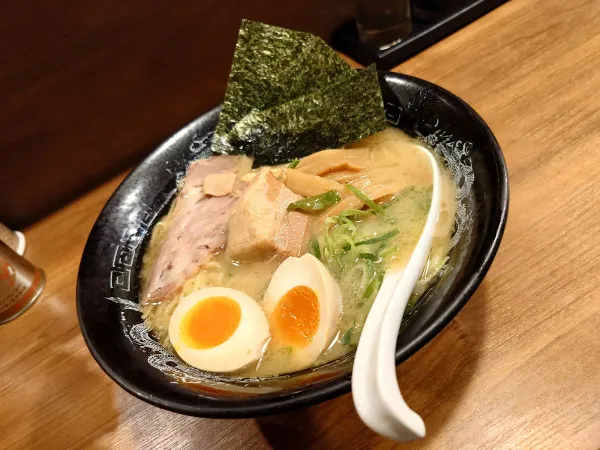 らーめん金伝丸 渋谷本店 사진 5