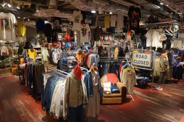 WEGO VINTAGE アメリカ村店 사진 2