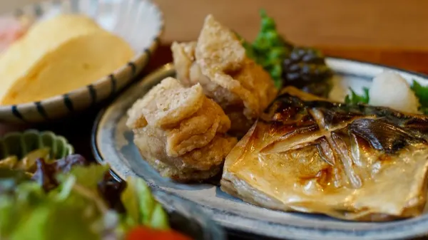 and Co- 酒も食事も 사진 3