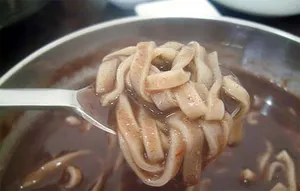 콩팥손칼국수