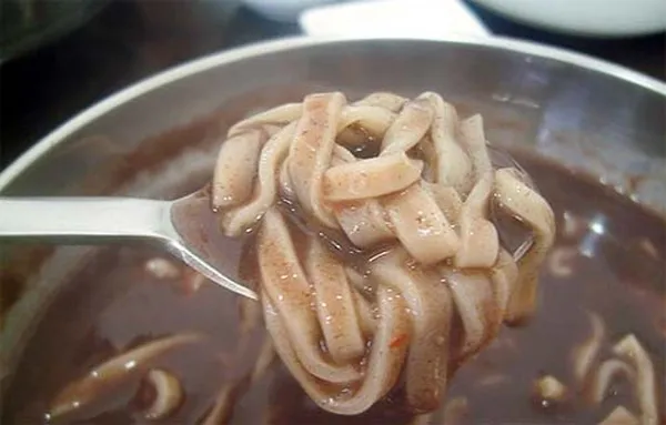 콩팥손칼국수