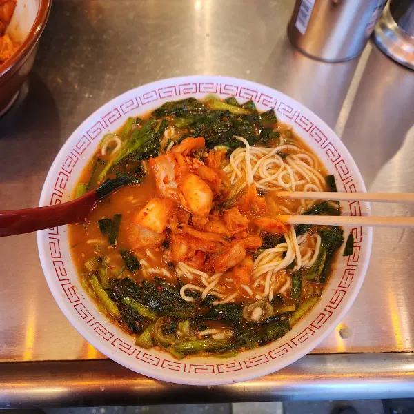 金龍ラーメン 戎橋筋店の写真4
