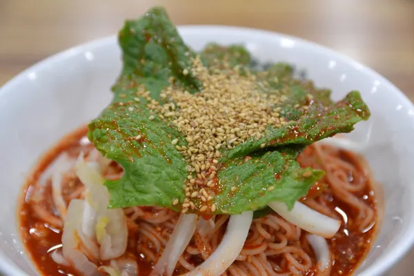 망향비빔국수 여의도점