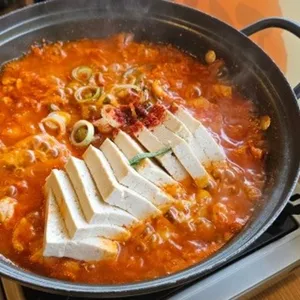 Ttatteuthanbapsang Ilsan Baekseok