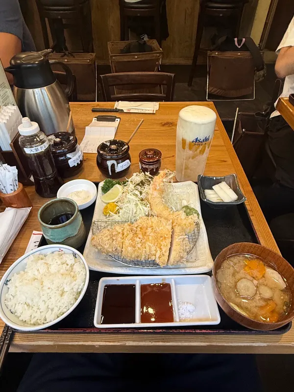とんかつ屋 いわい 大門の写真2