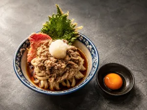 카마 히로