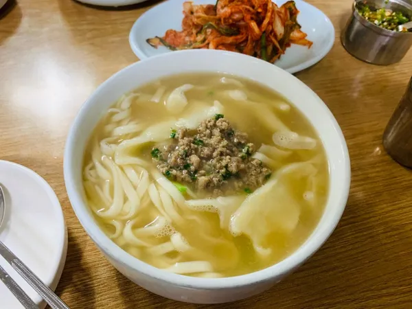 논현손칼국수 사진 4