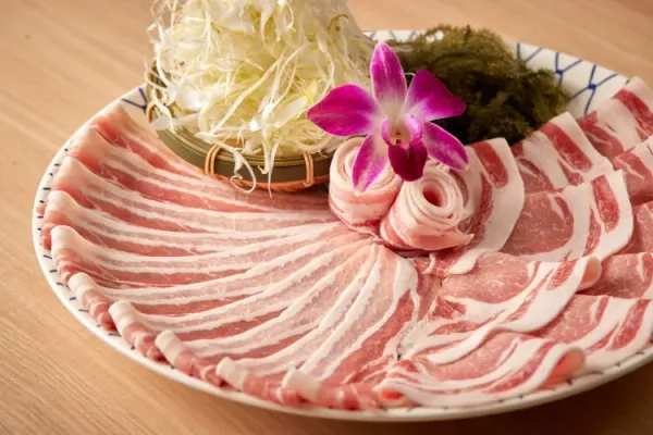 炭火焼肉・しゃぶしゃぶ おきなわ苑 사진 4