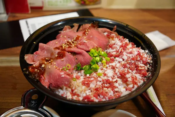 ローストビーフとステーキYOSHIMI福岡パルコ店の写真2