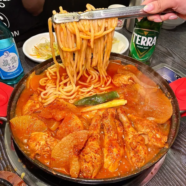 배가무 닭볶음탕 대치본점