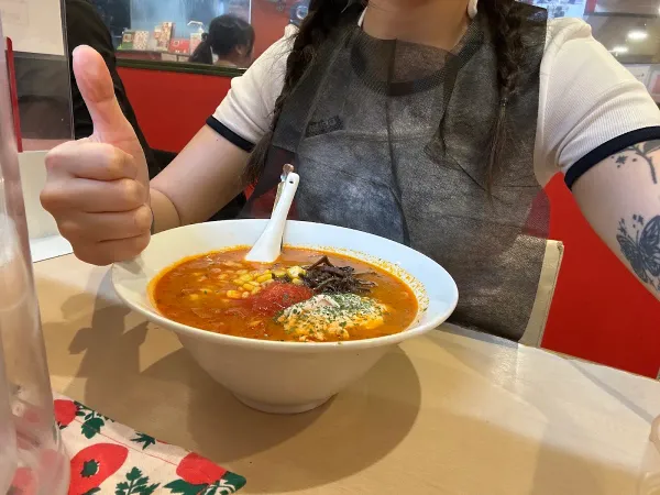 八の角とまとらーめんの写真3