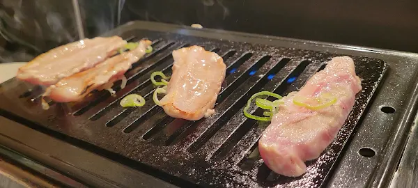 じゃまん縁 祇園店 yakiniku 사진 3
