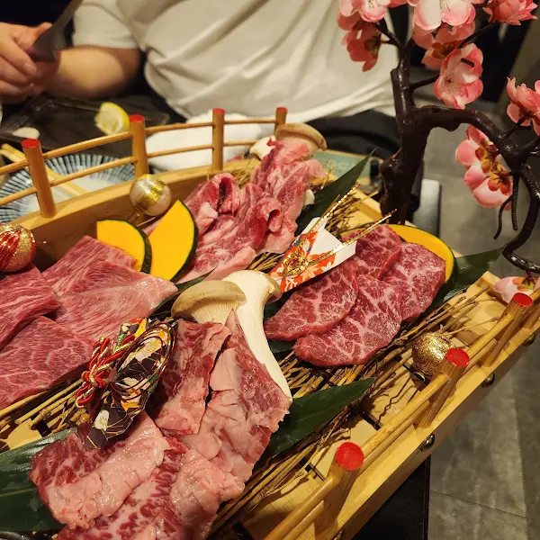 じゃまん縁 祇園店 yakiniku 사진 5